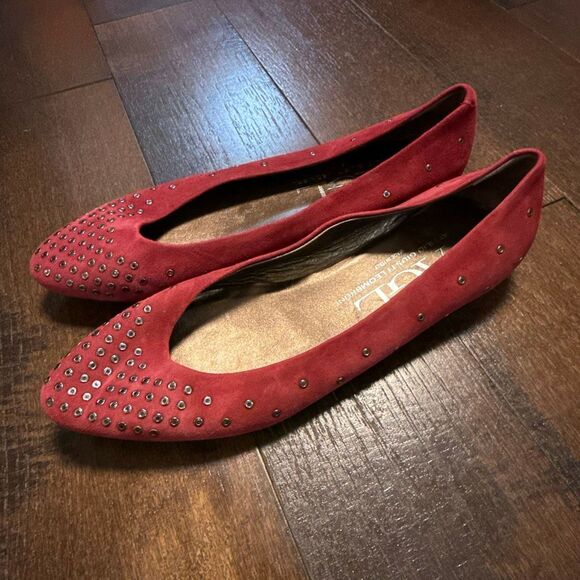 Attilio Giusti Leombruni (AGL) berry red suede ballet flats with metal embellish - Picture 1 of 9